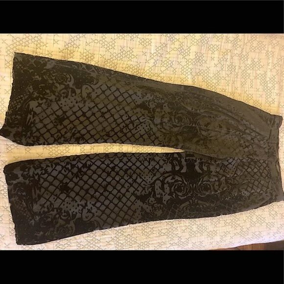 Balmain x H&M Velvet Trouser. Women's Size 6 - Picture 3 of 4